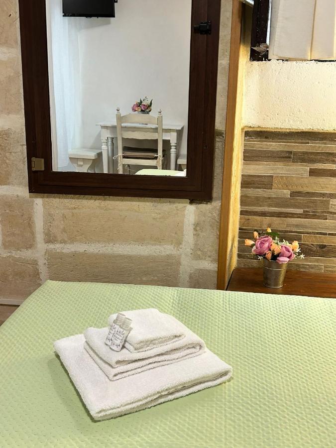 Palazzo Prioli Room Lecce Exterior photo